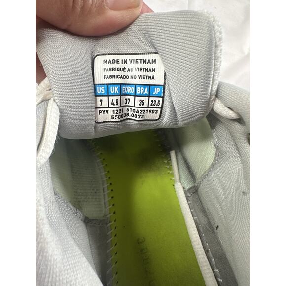 Mizuno Wave Exceed Light Tennis Shoes Women 7 Pickleball Squash Racketball - Picture 4 of 9